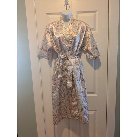 Ace International Woman's Satin Kimono Robe L to XL - Picture 5 of 6